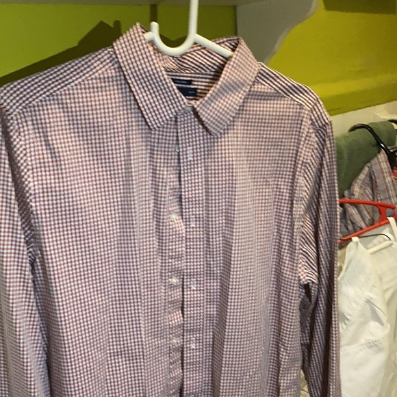 Checked button down shirt - Picture 1 of 5
